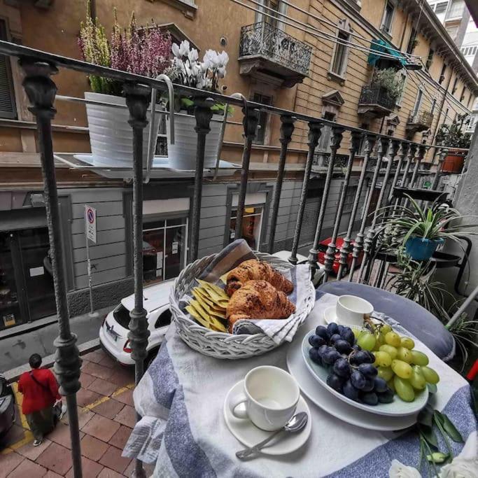 Intero Appartamento Su Via Tortona-Darsena-Navigli Milan Exterior photo